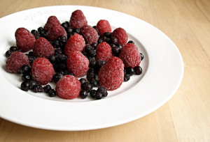 berry plate, pic